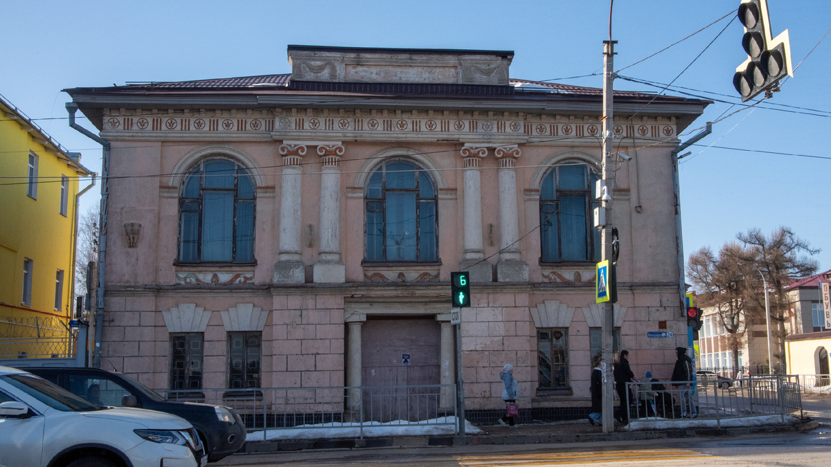 Банк братьев Мошкиных в Кимрах