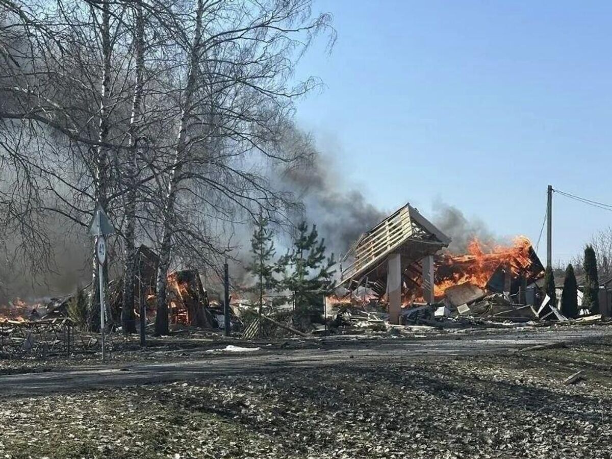    Последствия удара ВСУ по социальному объекту в Белгородской области | © Фото : пресс-служба губернатора Белгородской области