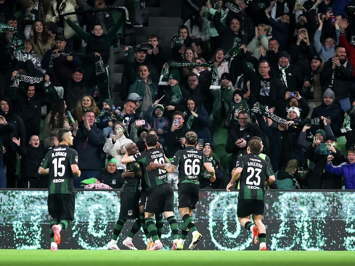    Футболисты "Краснодара" | © РИА Новости / Виталий Тимкив