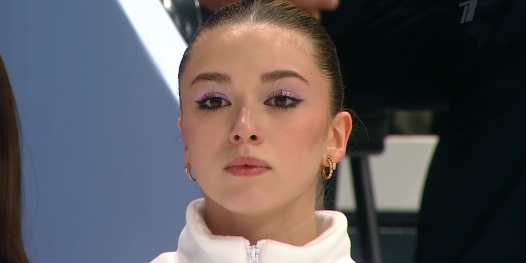 Валиева вернулась с падением, но показала характер: 4 место на КПК, где квады разрешены даже в «короткой»