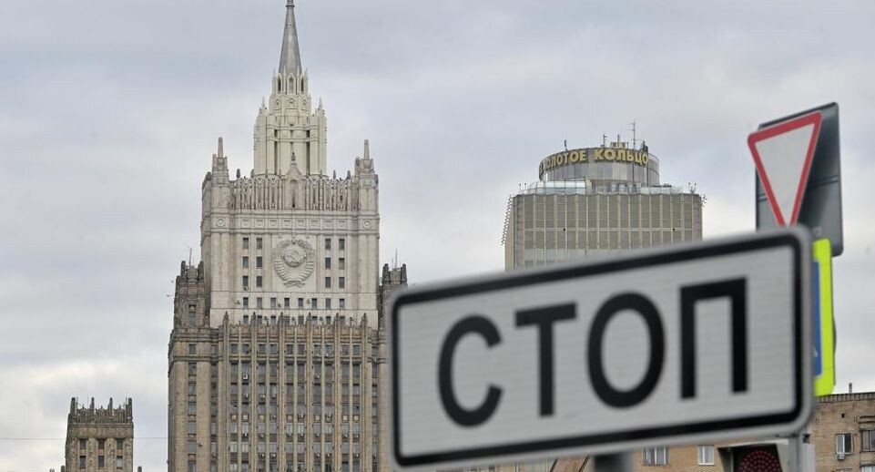 В Москве приступили к промывке элементов дорожно-транспортной инфраструктуры