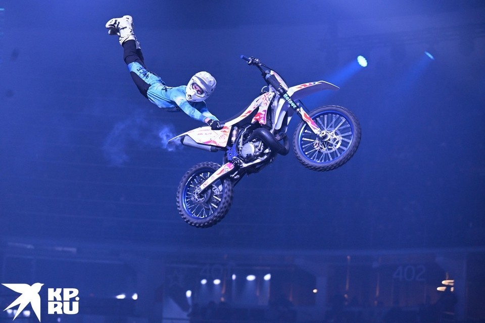   Михаил ФРОЛОВ