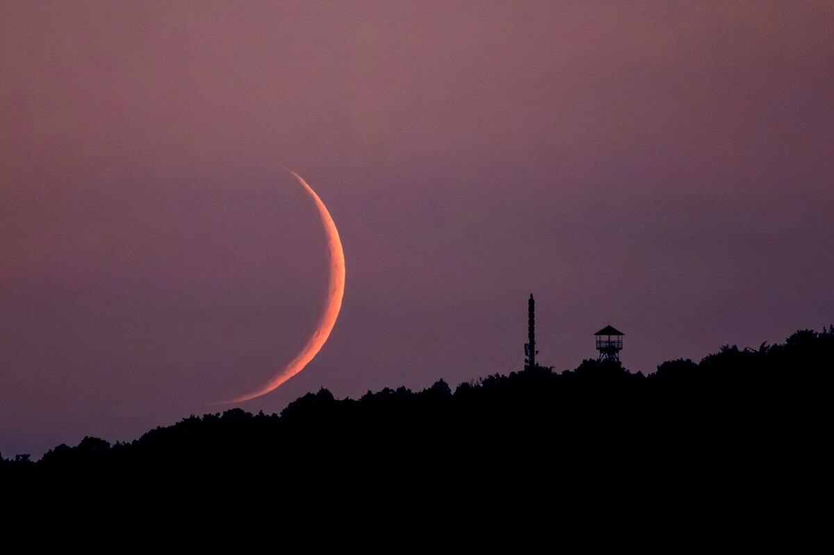  © Peter Komka, EPA / TASS