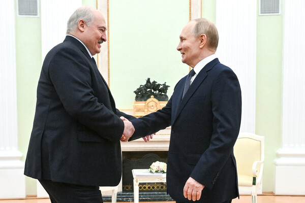 Президент РФ Владимир Путин и президент Белоруссии Александр Лукашенко во время встречи, 26 сентября 2025 года / Кристина Кормилицына/РИА Новости   📷