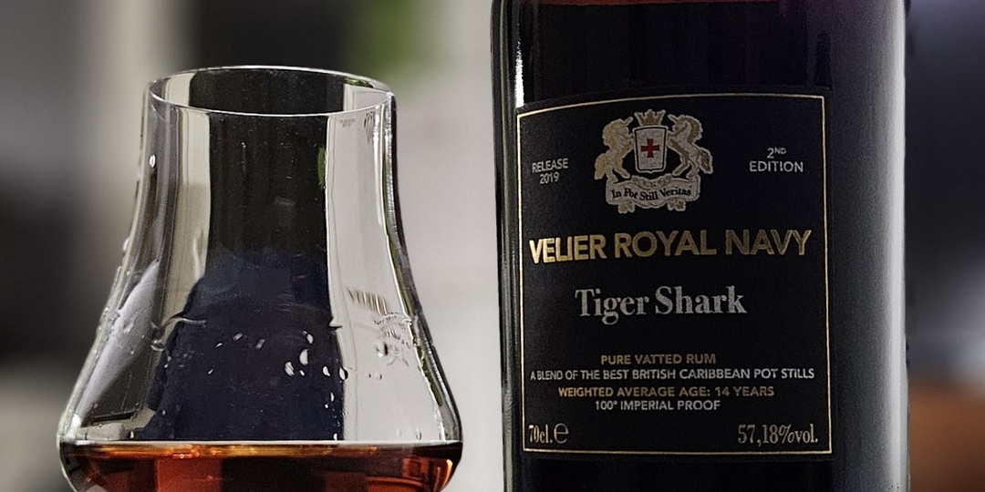 Velier Royal Navy Tiger Shark - ром, который должен был охладить мой интерес к виски.