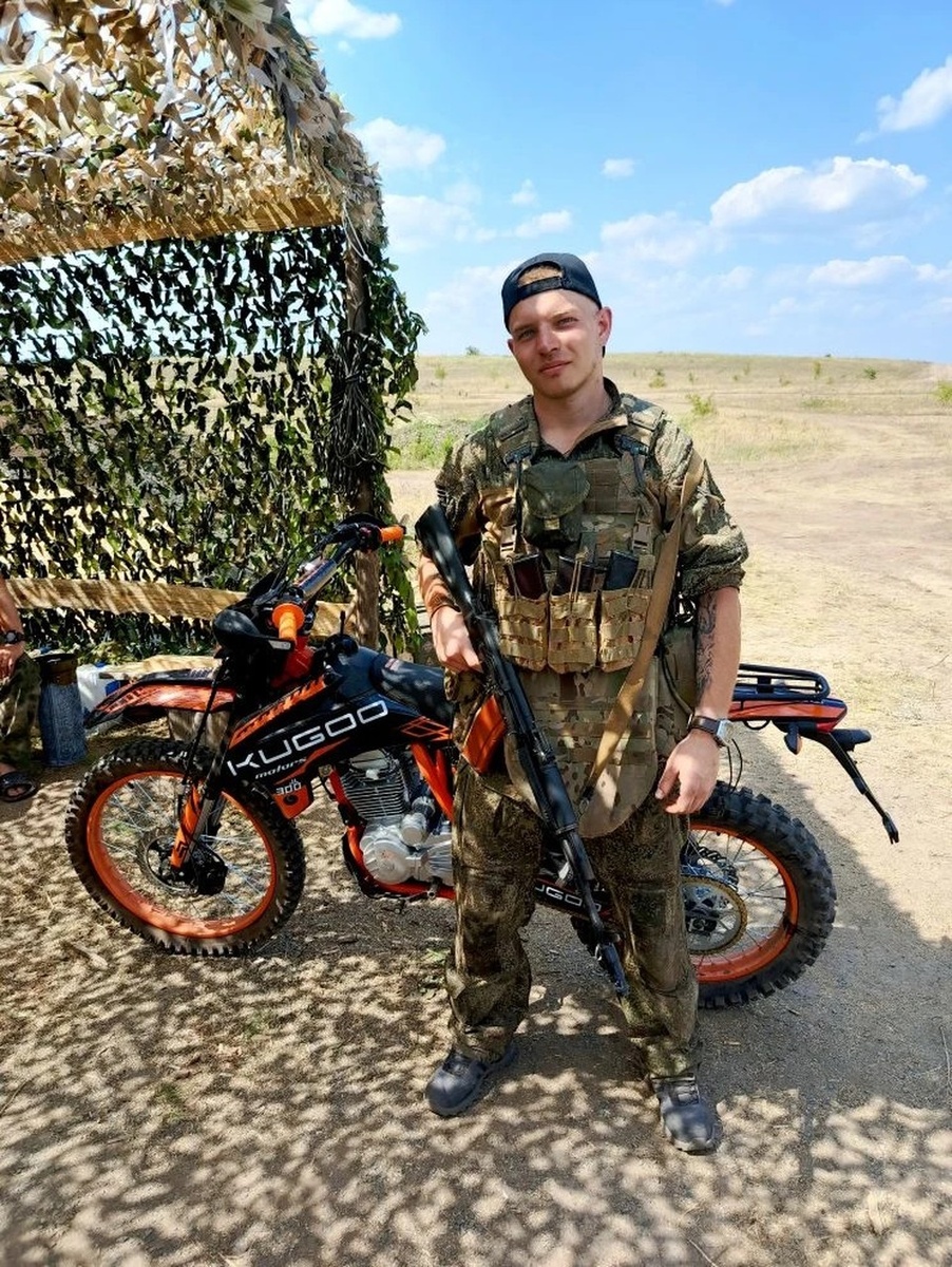 Максим не смог остаться в стороне, когда начали гибнуть его друзья. Фото: из архива героя публикации