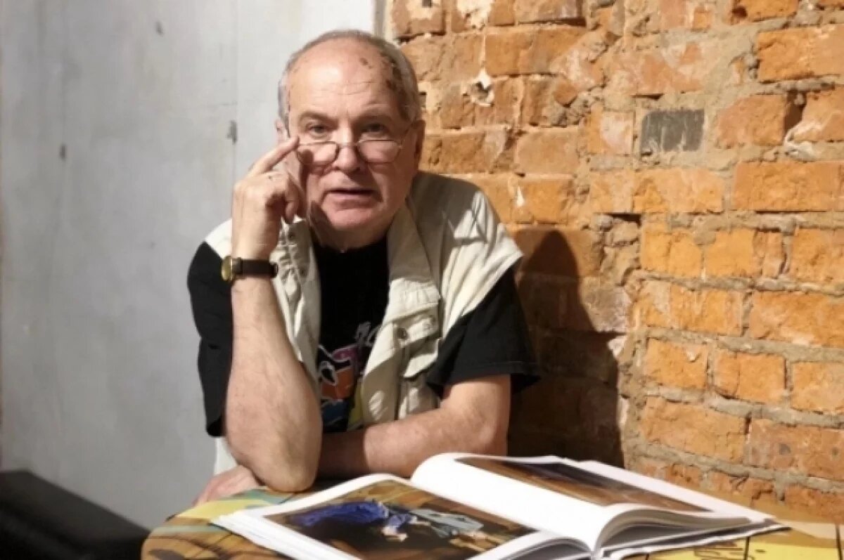    Прах умершего в январе фотографа Валерия Плотникова захоронили