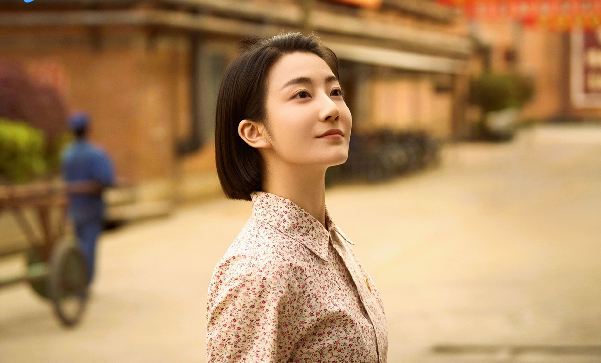 Милая на первый взгляд девушка оказалась интриганкой... Кадр из дорамы