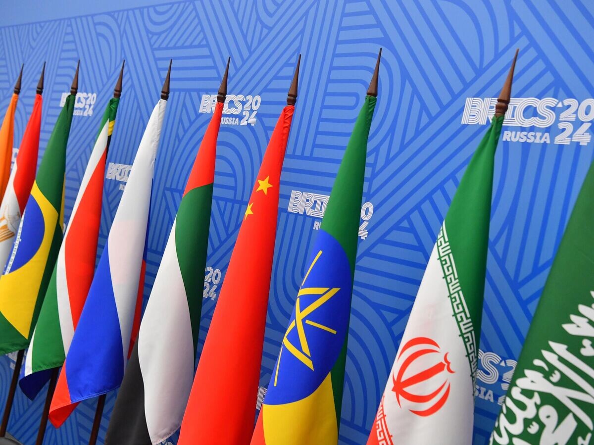    Флаги стран — участниц БРИКС | © Фотохост-агентство brics-russia2024.ru