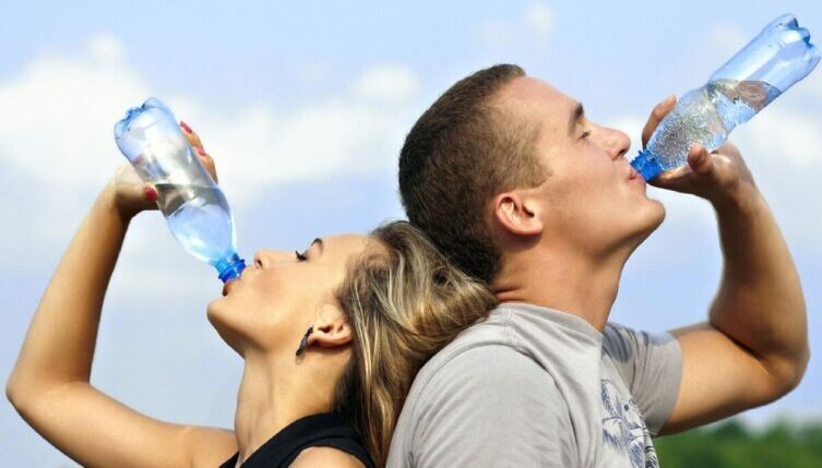    Сколько воды нужно организму? Фото: по лицензии CC0 Pxhere.com