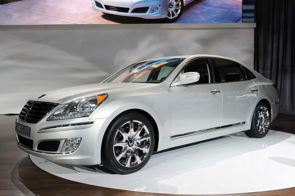    Hyundai Equus 2010 года. Фото autoblog.com