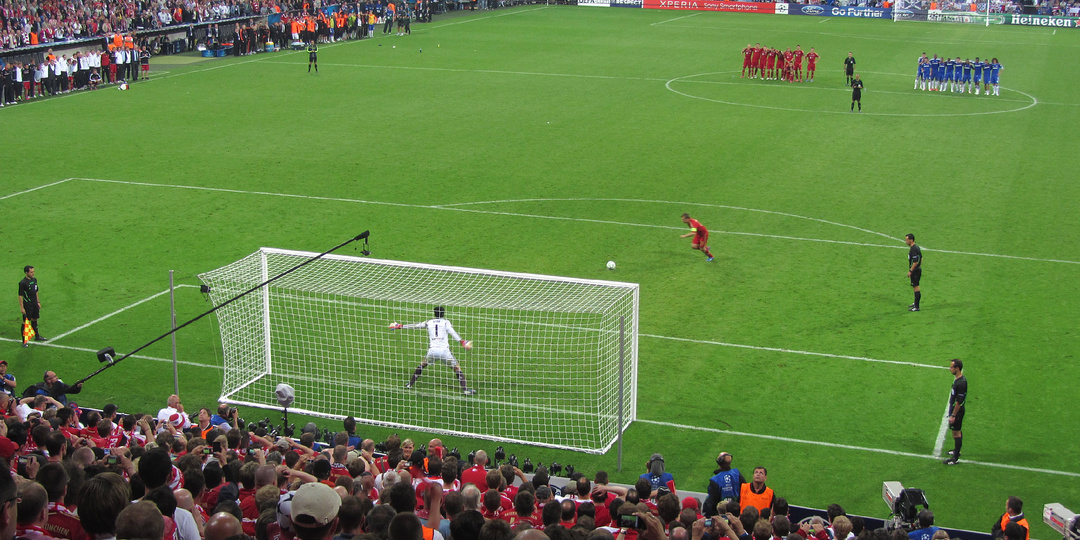 Правила, которые не прижились в футболе: система АВВА, гол за два, разное начисление очков...