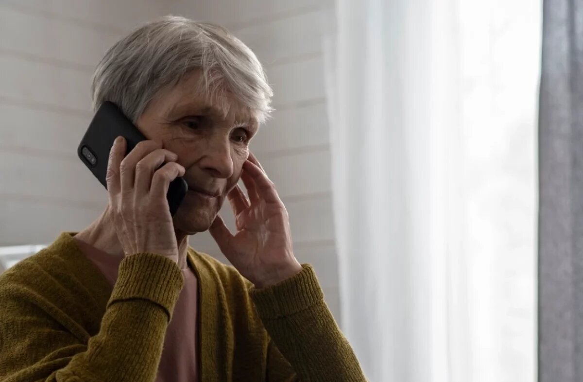    Аферисты развели хабаровскую экс-госслужащую на 3 млн, напугав ее проверкой