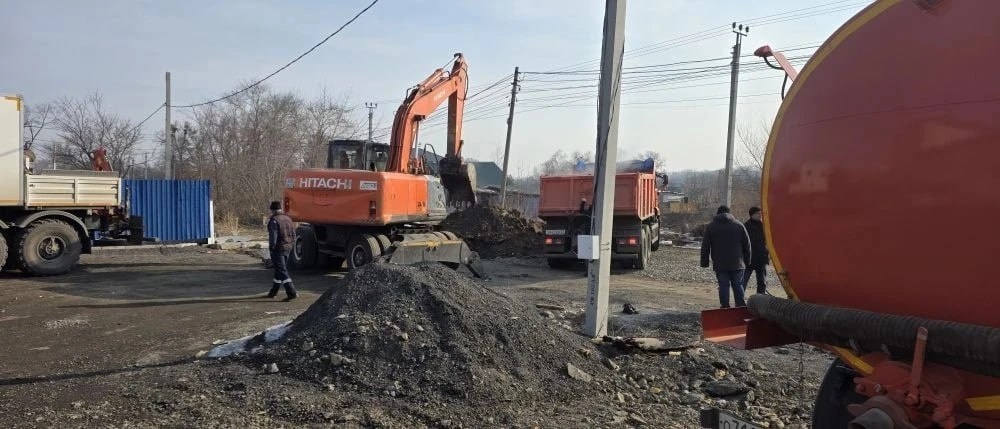 Фото с места аварии в Хабаровске.