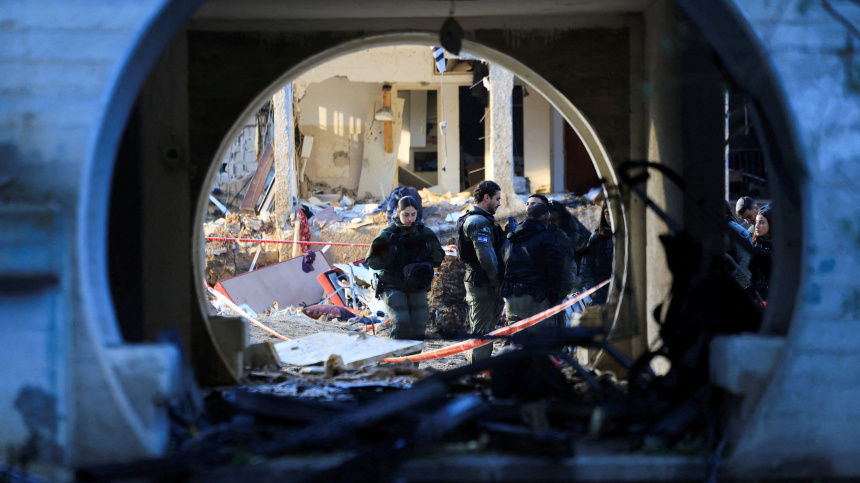    Фото: Reuters/Ronen Zvulun; 5-tv.ru