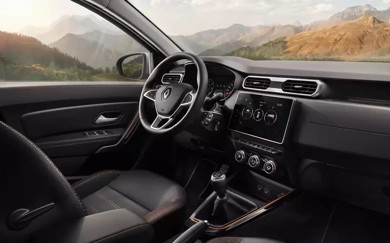 Интерьер Renault Duster📷
