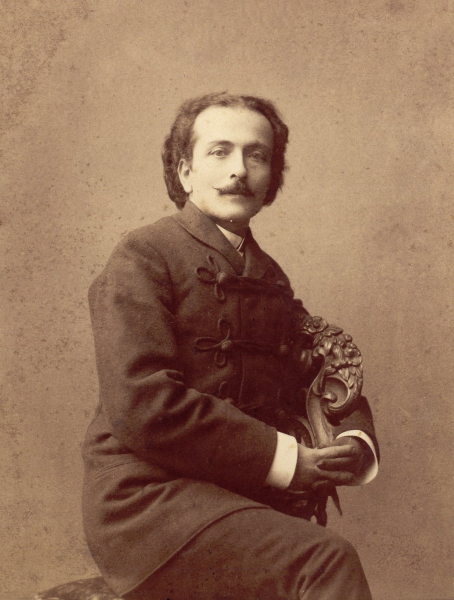 Петрос Адамян. Источник