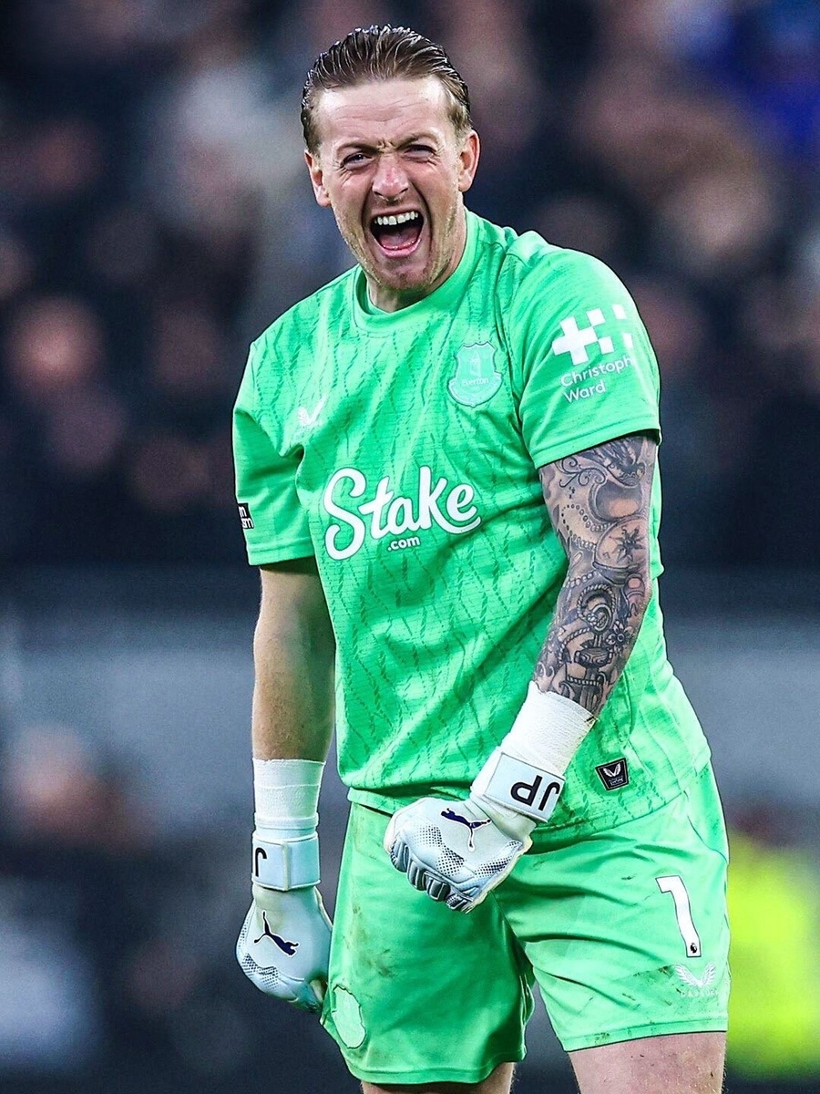 «Челси» много владел мячом, но действовал неостро.