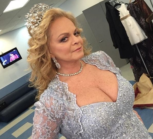 Почему у Долиной жизнь в семьдесят лет только начинается