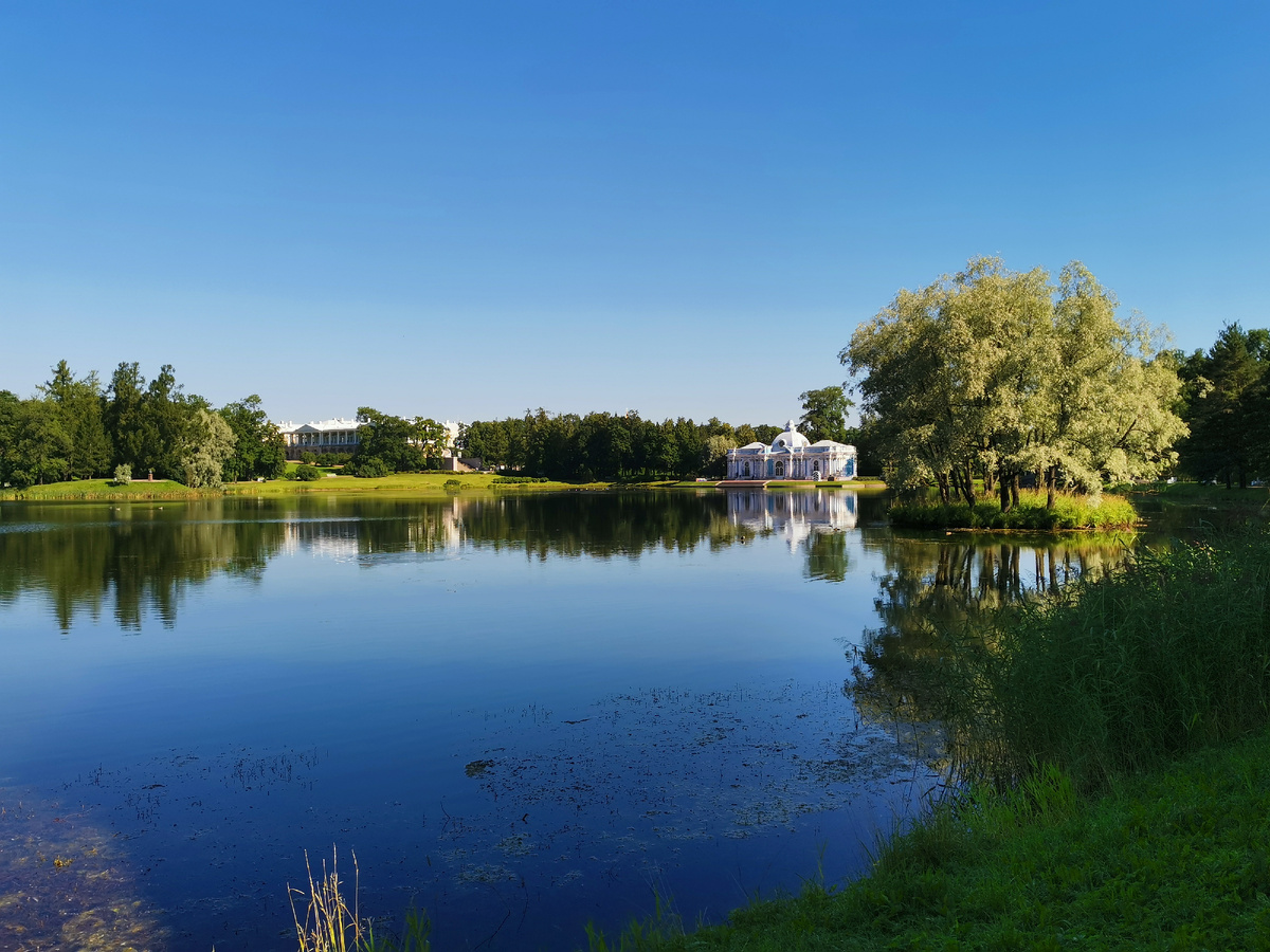 Большой пруд Царского Села. Фото автора.