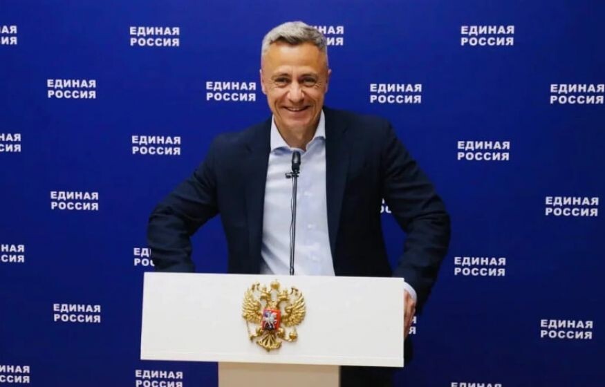    Депутаты унижаются за мандат, генералы жертвуют солдатами за медальки. В стране дефицит чувства достоинства: Царев