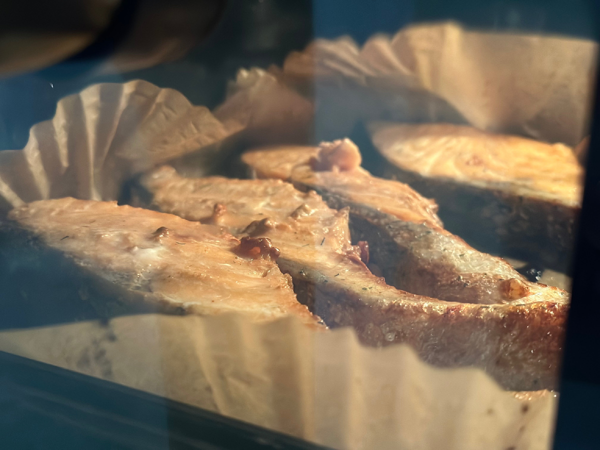 31 декабря 2025 - впервые запекаю семгу в аэрогриле.