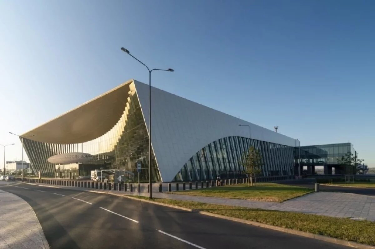    Аэропорт Гагарин в Саратове вновь работает после ночных ограничений