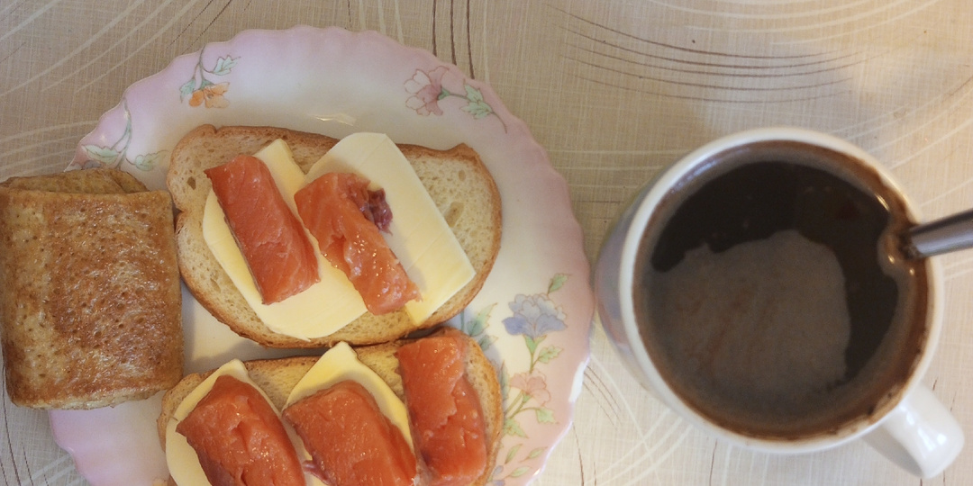 06.04.2026. Историческое событие: разменяла последнюю десятку 😍 Тарелочки.