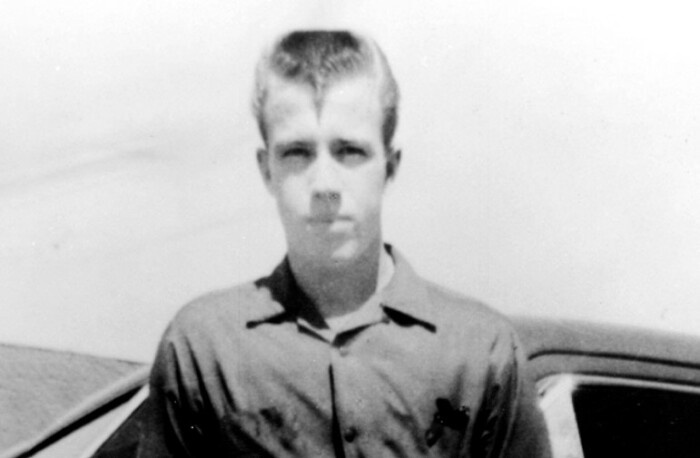    Юный Чак Норрис, ещё не знающий о своей грядущей славе.