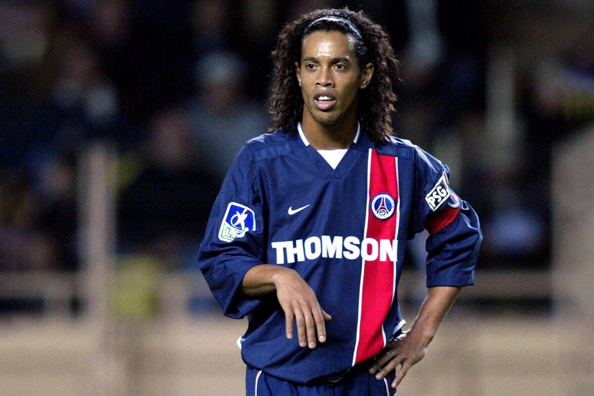 Роналдиньо в Барселоне. Выступал за клуб с 2003 по 2008 годы