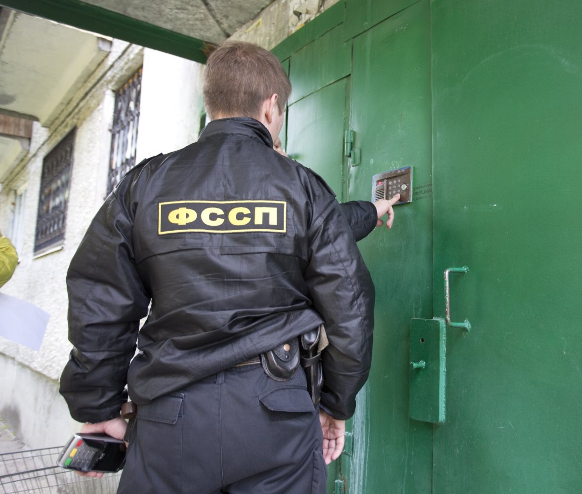    Житель Сургута погасил долг по алиментам после вмешательства приставов