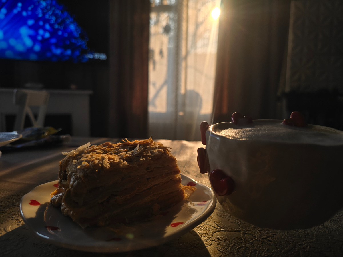 Подруга подарила шикарную кружку ручной работы, как я это люблю!)