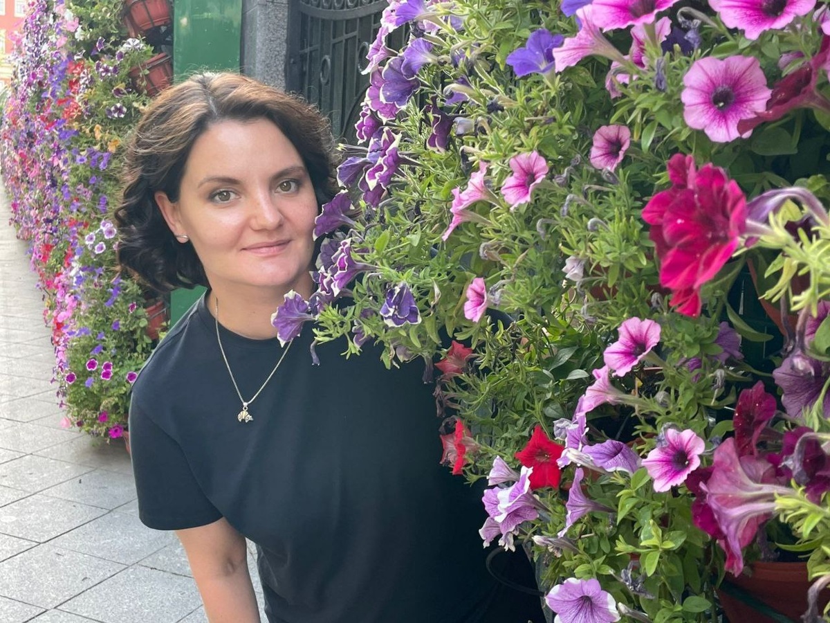 На фото:  ведущая прогноза погоды на канале  ТВЦ  Светлана Ткачук