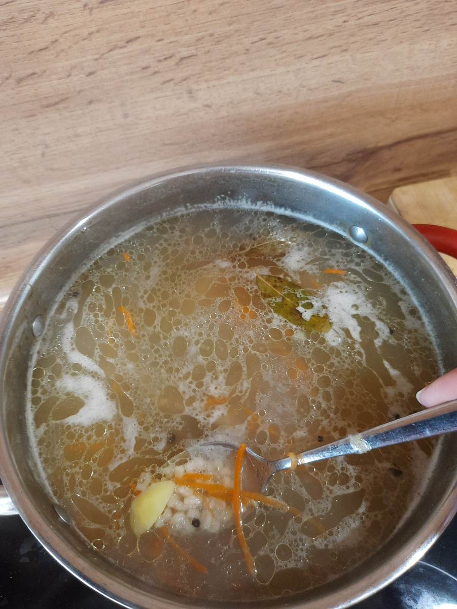 Теперь следить, чтобы не картофель не разварился