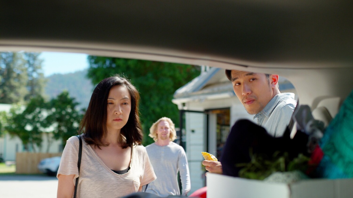 Жанр: драма. Страна: США. Режиссер: Кит Чен. В ролях: Марк Хэдли, Мерфи Догг, Лиза Скварла, Джон Нолан, Дэниэл Мимура, Стивен Келси, Джейсон Джей Лэй, Алисса Расмус, Адриан Гамаш, Джени Графф.