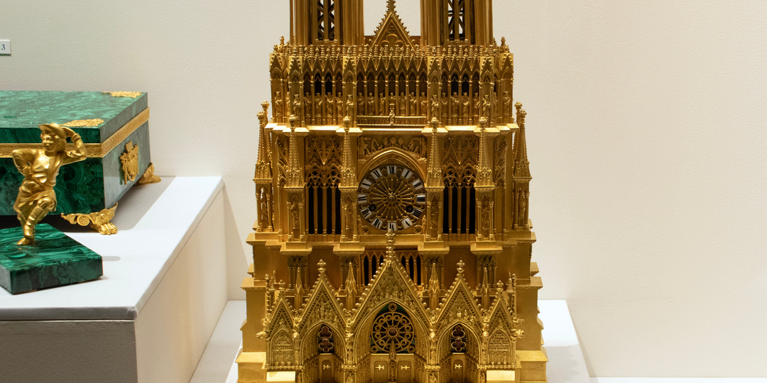 Очень мне понравились эти каминные часы Николая I