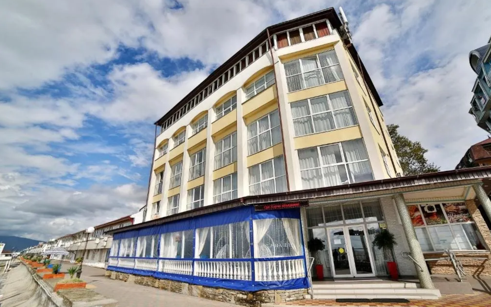 Честный обзор гостиницы Илиада в Адлере