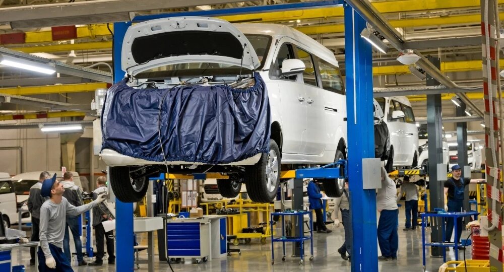 ВАЗ пробил очередное дно и запустил производство минивэна, замена Ларгуса?