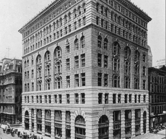 История доходного дома: как город научился жить вертикально