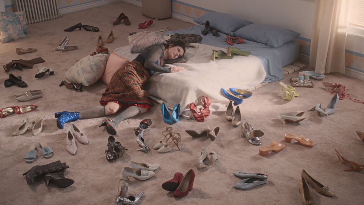 Жанр: фантастика, драма, комедия. Страна: США. Страна: США. В ролях: Джульетт Льюис, Мамуду Ати, Саманта Мэтис, Робин Танни, Алиса Торрес, Клифтон Коллинз мл., Кейр Гилкрист, Мэдисон Маккинли, Миранда Бэйли, Кристо Монтт.