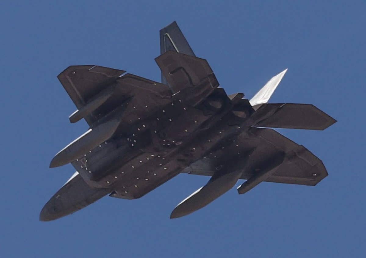    Lockheed Martin F-22A Raptor / © Jarod Hamilton / jmh.creates, социальная сеть X