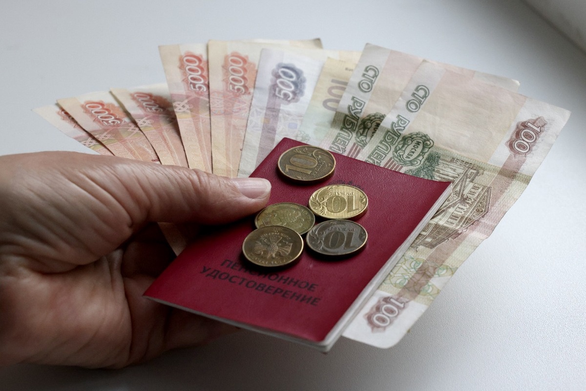 Как годы ухода за ребенком изменят размеры пенсий: новая инициатива и реальность российских семей