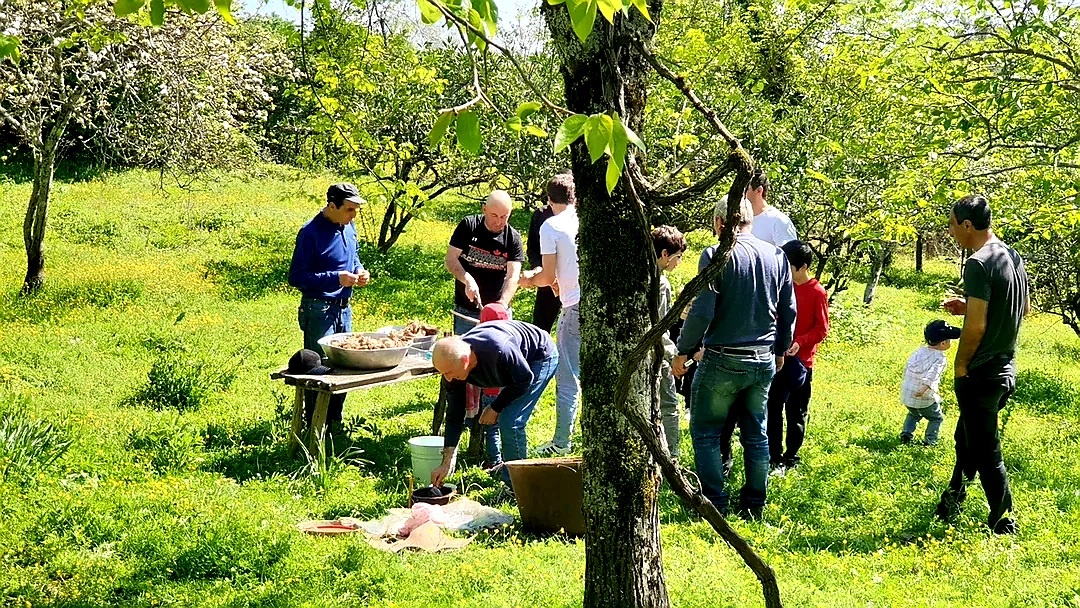 Фото из моего прошлого посещения этой семьи на Пасху