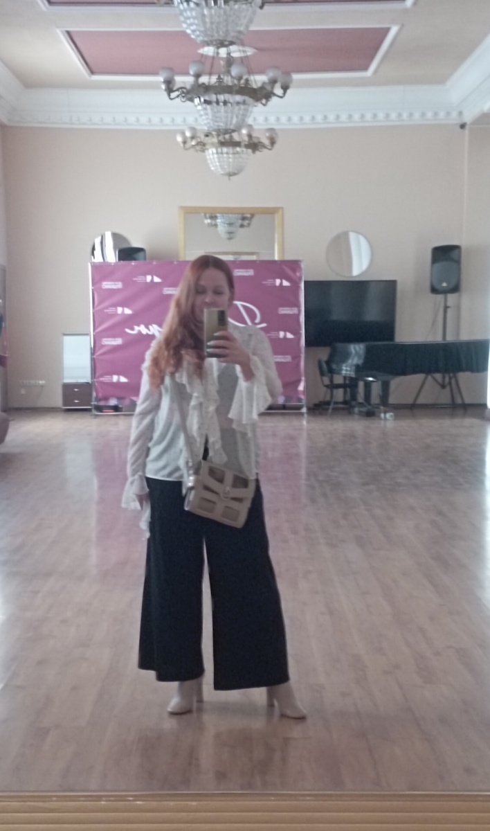 "Театральные" сапожки. Надела, чтобы туфли с собой не брать. Повторюсь - очень удобная колодка. 