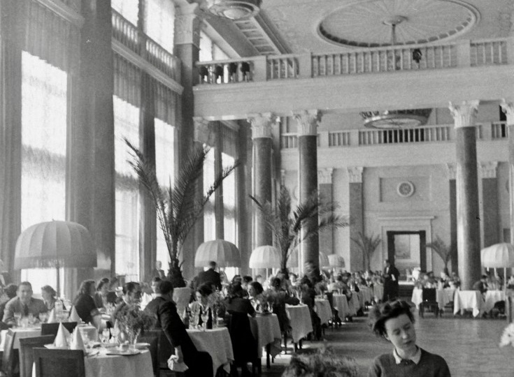 Бульонная революция: как Париж изобрёл быстрый обед