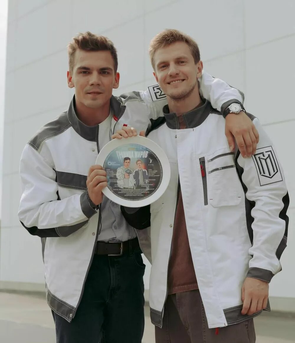 Братья Шиловы - Дяня Киселев и Денис Нурулин📷
