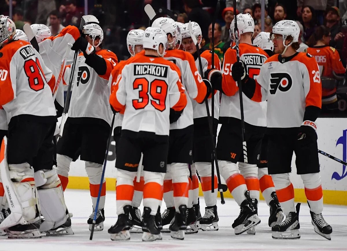     Американские фанаты о 100 очках Мичкова в НХЛ: а если бы у него были нормальные тренеры...