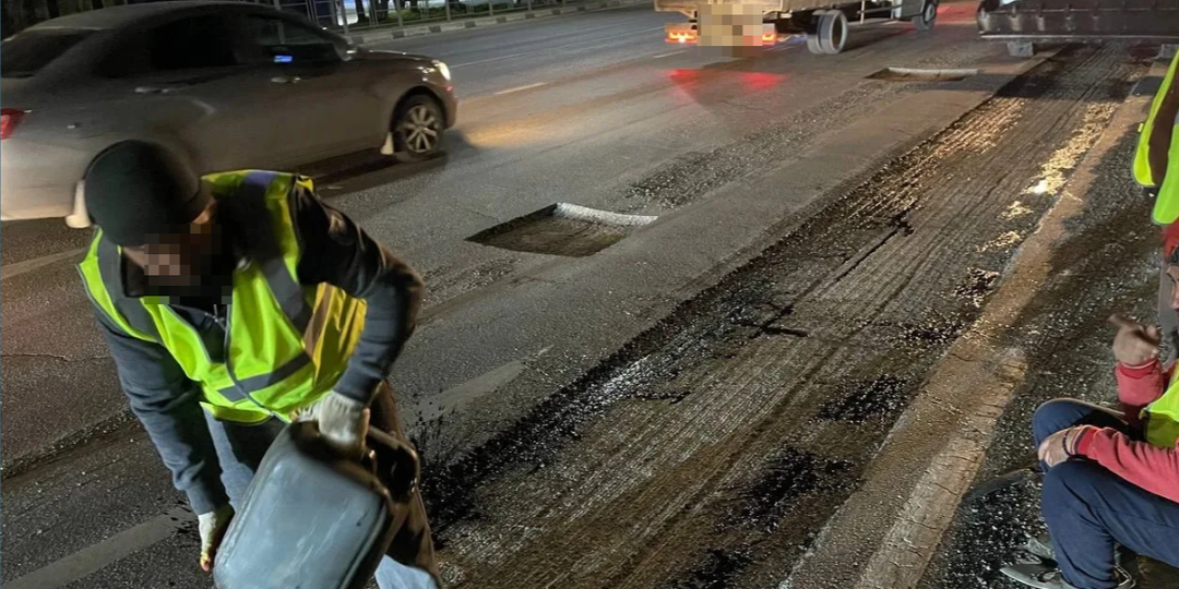 Дороги в заплатках: в Новороссийске приступили к ремонту дорог