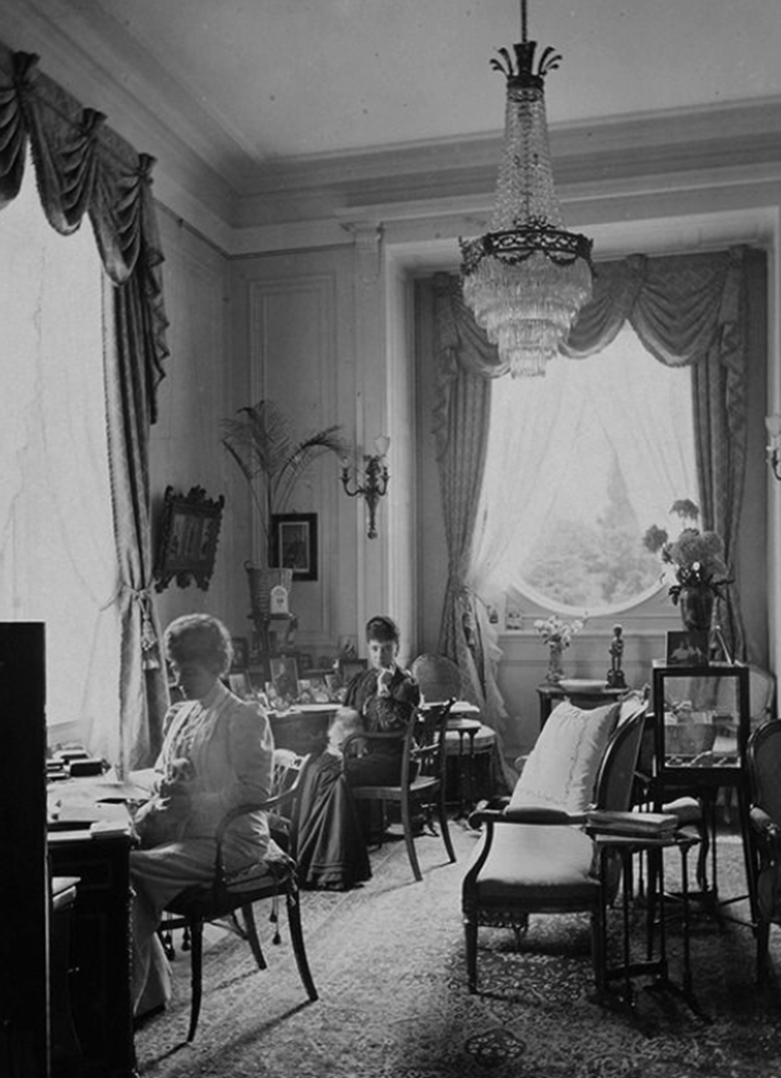 Петербургская квартира. Фото из открытых источников