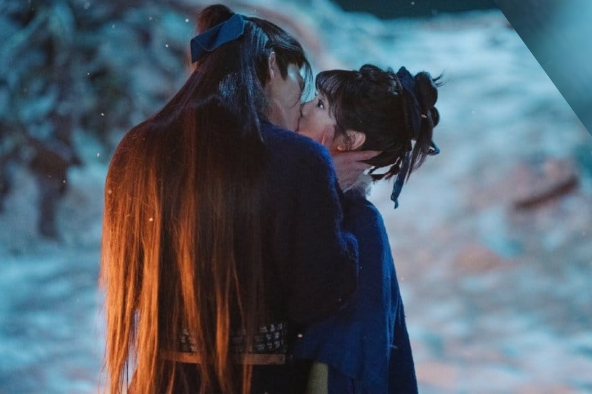 Кадр дорамы «В погоне за нефритом»